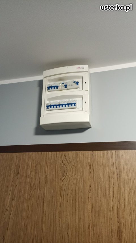 Drobne usterki elektryczne — Kraków, zdjęcie z wizyty