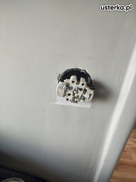 Serwis i montaż lamp, gniazdek i innych punktów — Warszawa, zdjęcie 2 z wizyty