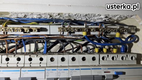 Drobne usterki elektryczne — Wrocław, zdjęcie z wizyty