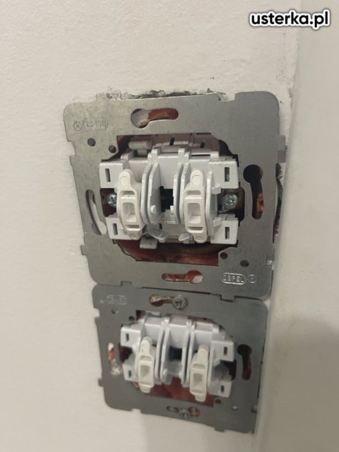 Drobne usterki elektryczne — Warszawa, zdjęcie z wizyty