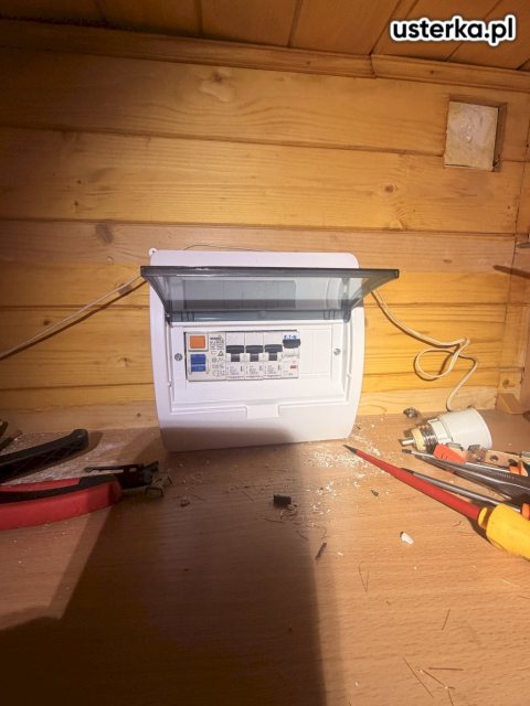 Drobne usterki elektryczne — Warszawa, zdjęcie z wizyty