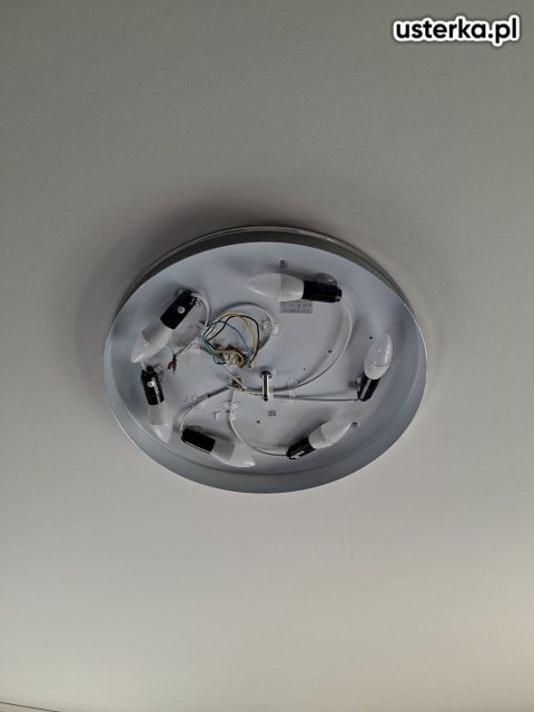 Serwis i montaż lamp, gniazdek i innych punktów — Warszawa, zdjęcie z wizyty