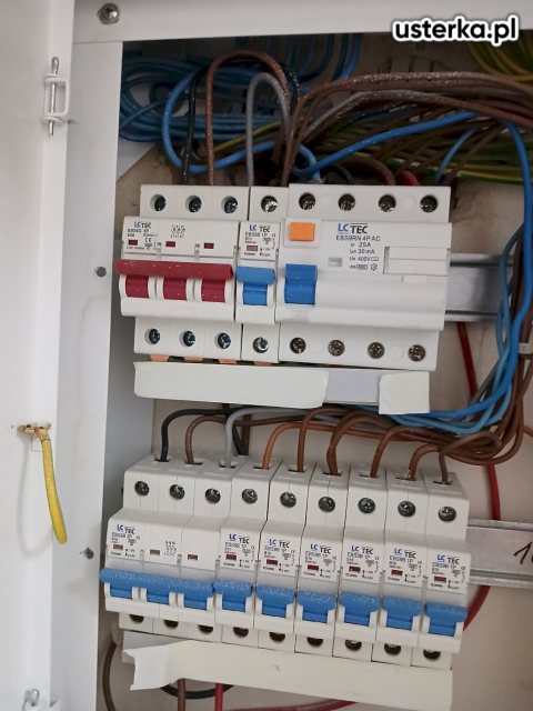 Drobne usterki elektryczne — Kraków, zdjęcie z wizyty