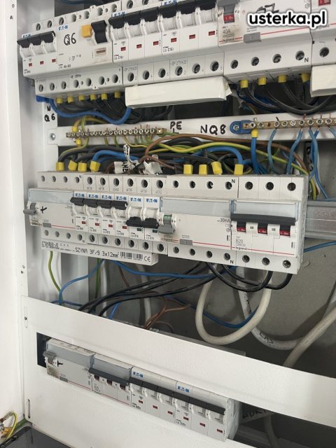 Drobne usterki elektryczne — Warszawa, zdjęcie z wizyty