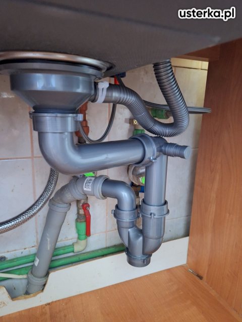 Drobne usterki elektryczne — Warszawa, zdjęcie z wizyty