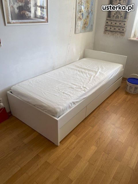 Małe meble (montaż przez jedną osobę) — Warszawa, zdjęcie z wizyty