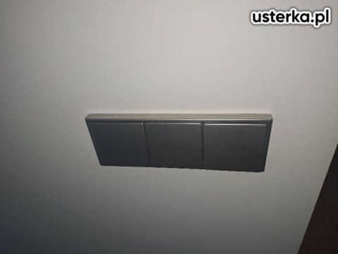 Drobne usterki elektryczne — Warszawa, zdjęcie z wizyty