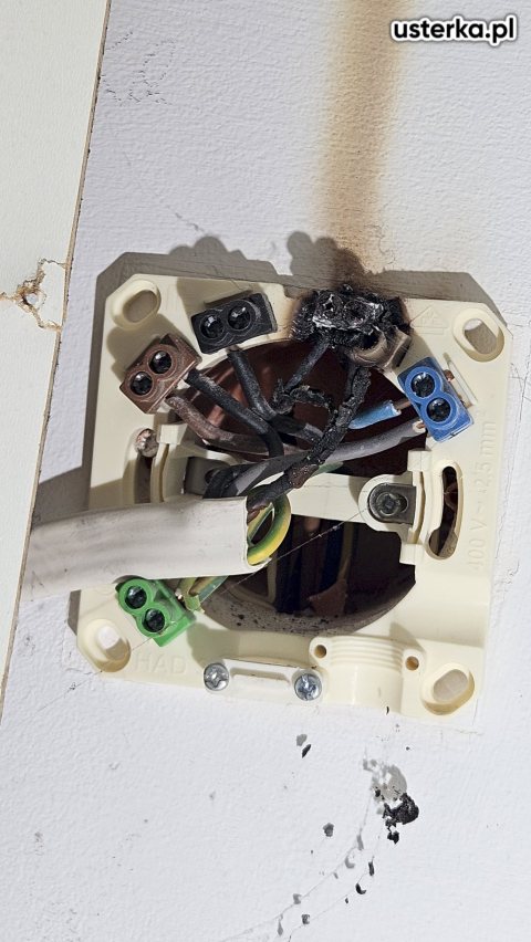 Drobne usterki elektryczne — Wrocław, zdjęcie z wizyty