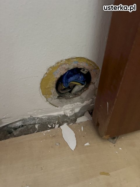 Drobne usterki elektryczne — Warszawa, zdjęcie z wizyty