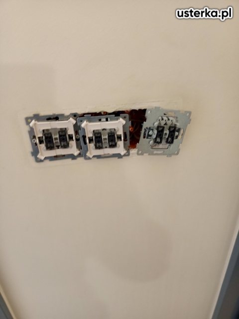 Drobne usterki elektryczne — Wrocław, zdjęcie z wizyty