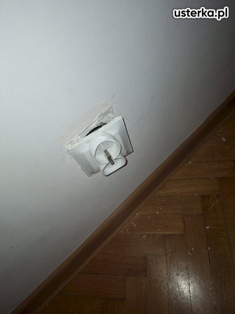 Serwis i montaż lamp, gniazdek i innych punktów — Warszawa, zdjęcie 2 z wizyty